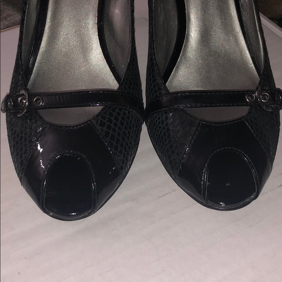 Anne Klein shoes. Heels - Picture 4 of 9